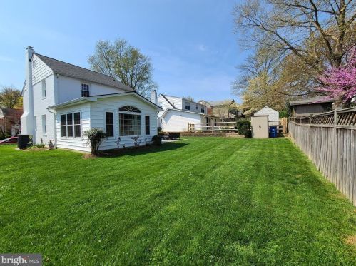 203 Normandy Dr, Silver Spring MD 20901-3116 exterior