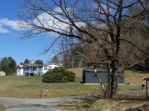 25 Bowers Hollow Rd, Meadowcreek, VA 24333-5297