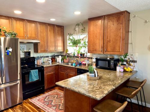 423 Ridgefarm Dr, San Jose, CA 95123-4229