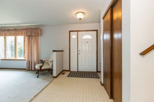 1296 119th St, Lemont, IL 60439-4130