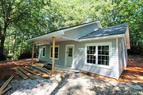 829 Andover Dr, Walhalla SC  29691-1605 exterior