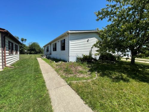 555 Huntsbridge Rd, Matteson IL  60443-2126 exterior