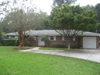1801 Somerset Cir, Charleston, SC 29407-3718