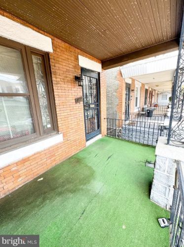 142 53 St, Philadelphia PA 19139-1404 exterior