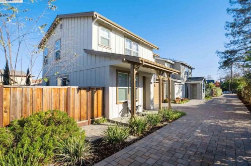 20175 San Miguel Ave, Hayward, CA 94546-4209