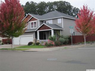 1905 Salmon Run, Albany, OR 97321-4912