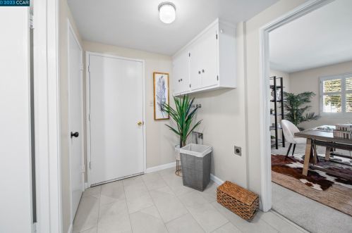 4566 Lincoln Dr, Concord CA  94521-1332 exterior