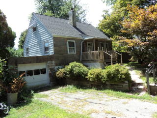 52 Carrell Rd, Dover, NJ 07869-2913