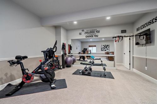 24584 Mineral Dr, Aurora CO 80016 exterior