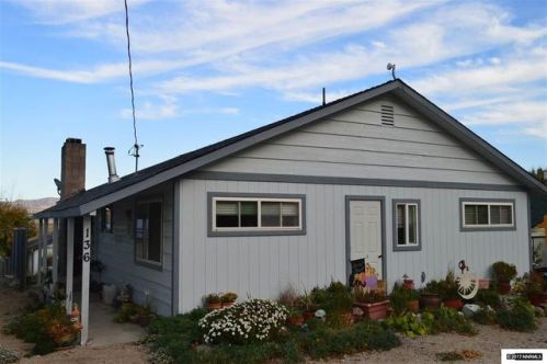 136 Palmer Way, Topaz, CA 96133-9115