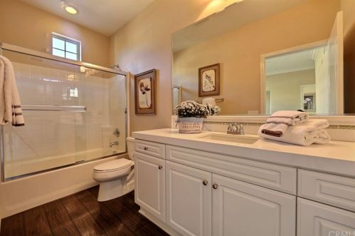 133 Pathway, Irvine CA  92618-8846 exterior