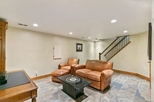 4991 Chester St, Englewood CO 80111-1330 exterior