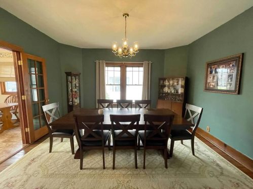6423 Fairfield Ave, Forest View, IL 60402-3524