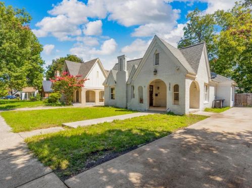 3245 Greene Ave, Fort Worth TX  76109-2321 exterior