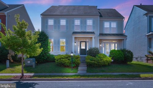 1107 Pickett St, Fredericksburg, VA 22401-2607