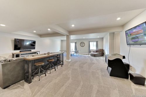 27939 Clifton Pl, Denver CO  80016 exterior