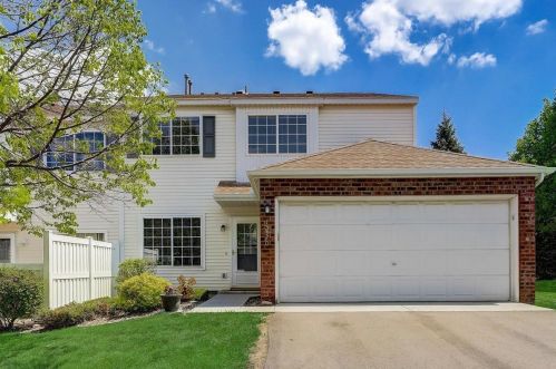15970 Finch Ln, Saint Paul, MN 55124-5809