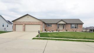 437 Mockingbird Ln, Foster Pond, IL 62298-1279