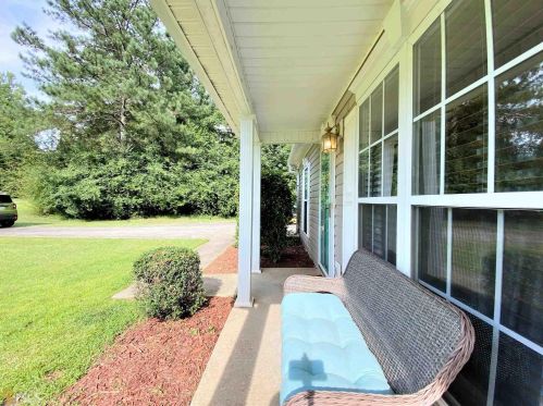 25 Nantucket Dr, Lagrange, GA 30241-9504