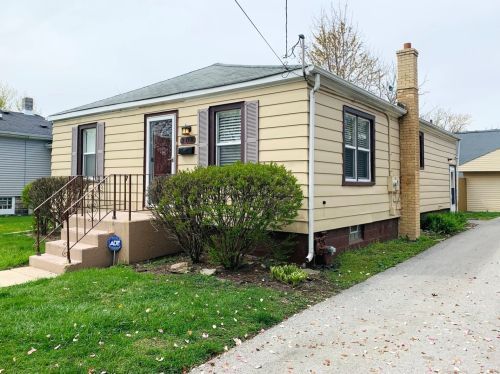208 Hunter St, Thornton, IL 60476-1313