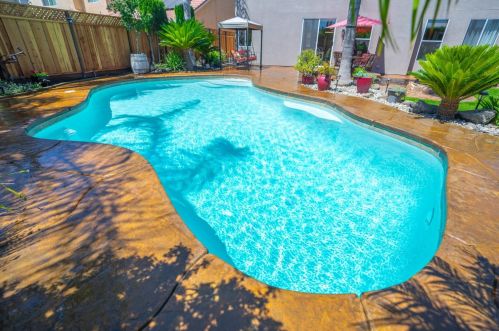 1746 Fir Dr, Los Banos CA 93635-5236 exterior