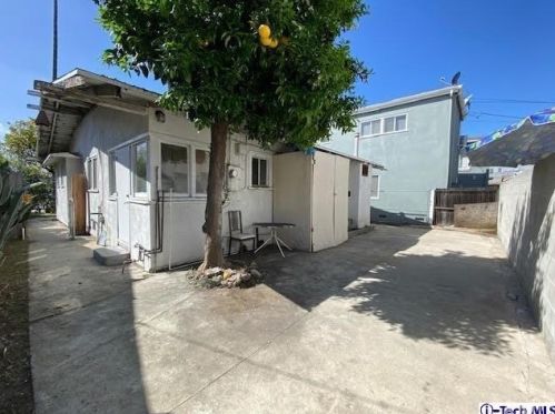 415 Lomita Ave, Glendale CA  91205-1621 exterior
