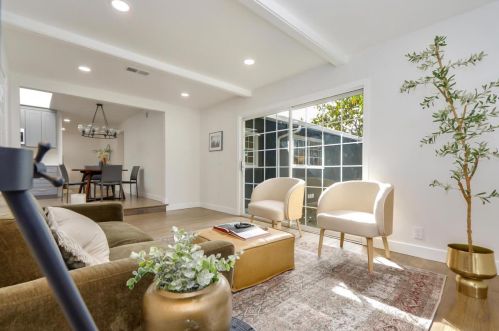 387 Smithwood St, Milpitas CA  95035-4126 exterior