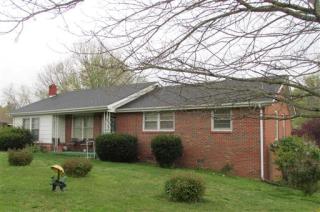 2412 Highway 47, Dickson TN  37055-2796 exterior