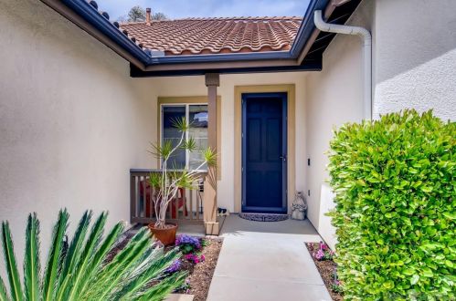749 Banyan Ct, San Marcos, CA 92069-1956