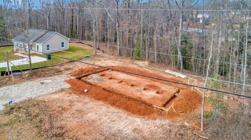 71 Hidden Hills Dr, Hartwell, GA 30643-1153