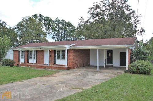 313 Woodlawn Ave, Warner Robins GA  31093-3043 exterior