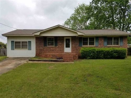 109 Forest Ave, Bonaire, GA 31005-3800