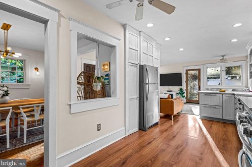 24 Evergreen Ln, Tavistock NJ  08033-1202 exterior