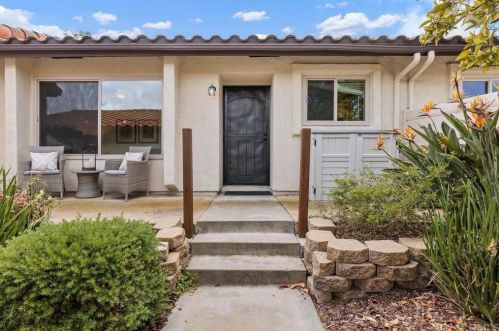357 Orwell Ln, Encinitas, CA 92024-4814