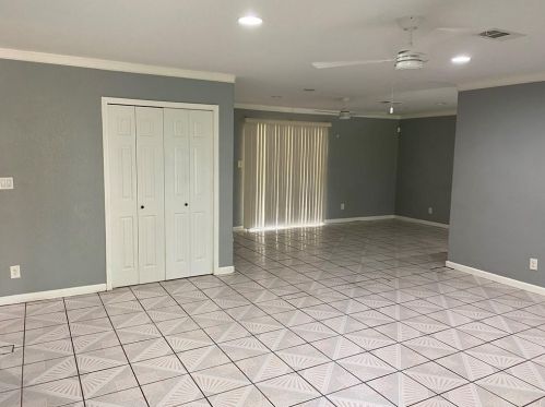 3209 Carol Ann Dr, Austin TX  78723-2738 exterior