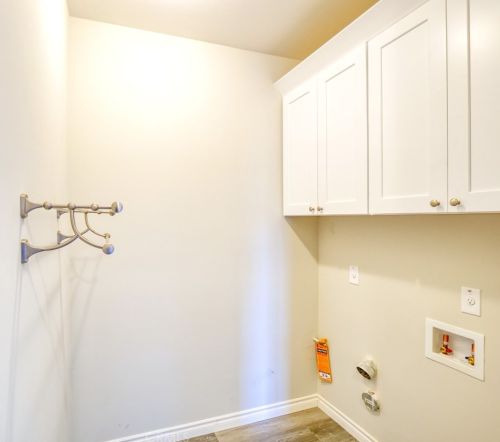 9267 Andrew St, Riverside CA  92503-4303 exterior