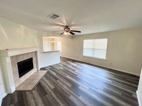 174 Spring Branch Loop, Uhland TX  78640-5364 exterior