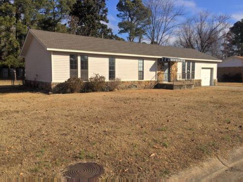 106 Goff St, Beebe, AR 72012-2716