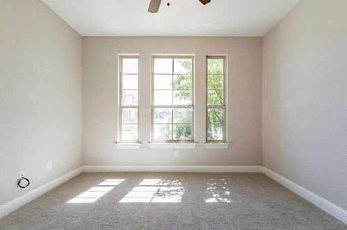 11320 Live Oak Crk Dr, Fort Worth TX  76108 exterior