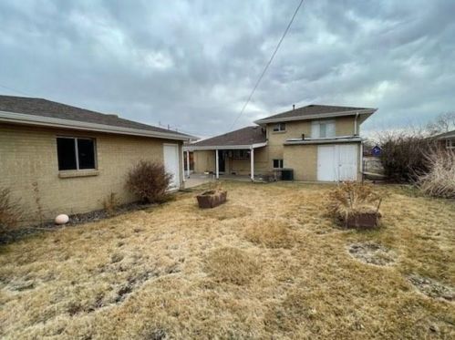 6609 54th Ave, Arvada CO  80002-3808 exterior