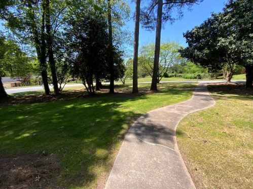 3736 Calmer Cir, Atlanta GA  30344-6011 exterior
