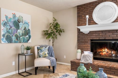 8079 Golden Star Ave, Riverside CA  92506-5710 exterior