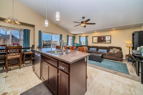 1977 Corte Amalia, San Diego, CA 92173-1884