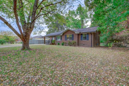 6065 Monica Dr, Morrow, GA 30260-1514