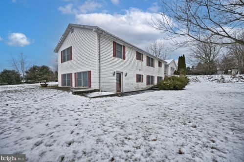 2332 Walnut Bottom Rd, Carlisle PA  17013-3740 exterior