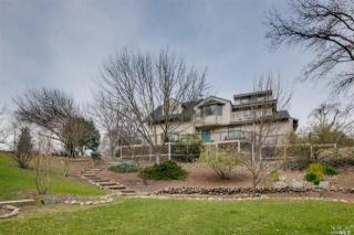 3937 Solar Hills Dr, Vacaville, CA 95688-9757