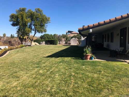 17430 7 Spg Way, Riverside CA  92504-9454 exterior