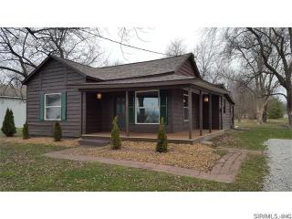 107 Kell St, Worden, IL 62097-1119