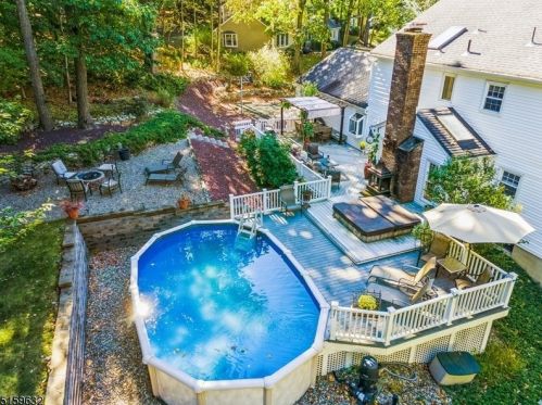 29 Phyllis Pl, Dover NJ  07869-4609 exterior