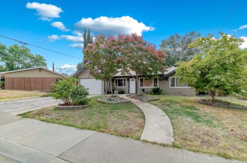 6807 Birchwood Cir, Citrus Heights, CA 95621-1212